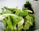 Foto del paso 2 de la receta: Ensalada gourmet con pollo, sin gluten 🥬🍗