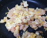 รูปขั้นตอนการทำที่ 2 ของ อกไก่ผัดหัวปลี