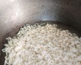 ম্যাগি রেমন নুডলস (Maggi ramen noodles recipe in Bengali) রেসিপির ধাপ 4 ছবি