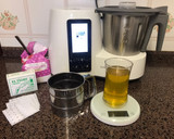 Foto del paso 1 de la receta: Magdalenas de pueblo (Thermomix)