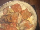 Carne con salsa de tomate