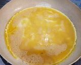 Foto langkah ke 4 dari resep Dadar Telur Jamur (GAS1).