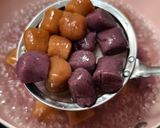 Foto langkah ke 5 dari resep Taiwanese Grass Jelly Dessert.