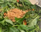 Foto langkah ke 4 dari resep Tumis Kangkung Saos Tiram dengan Teri Udang.
