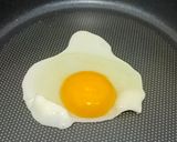 Foto langkah ke 4 dari resep Nasi Goreng Telur Udang.