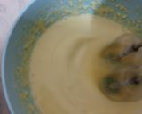 صورة لخطوة 3 من وصفة كيكة الحليب الساخن🥛🍩