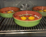 Foto del paso 5 de la receta: Cherrys con huevos al horno