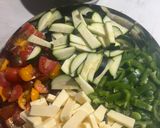 A picture of step 1 of Quick Cheesy Stir Fry Salad -High Protein Soulful Bowl 👏🏻.
