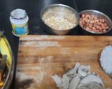 A picture of step 4 of Murmura chiwda.