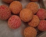 Foto langkah ke 3 dari resep Onde-onde pelangi ekonomis(tanpa kentang,tanpa santan).