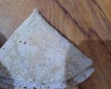 A picture of step 2 of Leftover Roti Samosa.