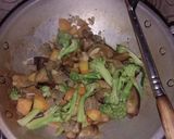 Foto langkah ke 4 dari resep Ca Brokoli Daging Sapi.