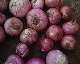 Foto langkah ke 1 dari resep Bawang goreng renyah tahan lama.