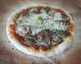 Foto del paso 8 de la receta: Pizza de pesto y champiñones