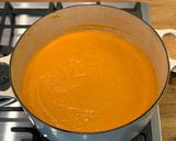 A picture of step 4 of Carrot and tomato soup.