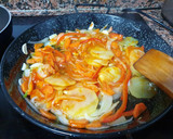 Foto del paso 3 de la receta: Dorada en salsa con verduras