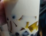Hình bước làm 4 của món Trà sữa thái trân châu socola topping thạch đào