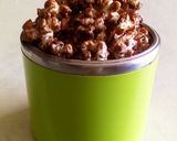 A picture of step 5 of Chocolate popcorn.