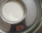 A picture of step 1 of રવાનો શીરો.