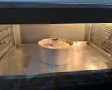 Hình bước làm 2 của món Coconut Angel food cake