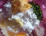 Foto langkah ke 1 dari resep Kue Bawang Seledri.