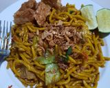 Foto langkah ke 5 dari resep Mie Kluntung alias Mie Goreng Jawa.