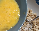 Foto del paso 2 de la receta: Pizza crujiente con base de avena 🍕