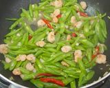 Foto langkah ke 3 dari resep Buncis cha udang sat set.