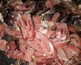 Foto del passaggio 2 della ricetta Pasta radicchio speck e noci