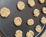 Foto del paso 2 de la receta: Galletitas Saludables c Harina de Almendras, Avena, Manteca de Maní y Chips