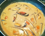 Foto del paso 14 de la receta: Mejillones a la fina crema de cava