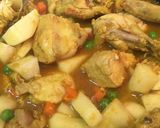 Foto del paso 4 de la receta: Cau cau de pollo con papa a la huancaína 😋