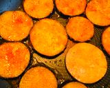 A picture of step 3 of Pan fried aubergine.