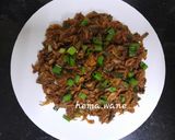 A picture of step 5 of Tiny shrimp (Jawala) spring onion.