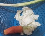 Foto langkah ke 1 dari resep Sop Telur Dadar.