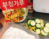 氣炸鍋韓式櫛瓜煎餅애호박전的食譜步驟1照片