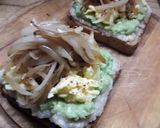 Foto del paso 6 de la receta: Avocado toast (almuerzo saludable) 🥪