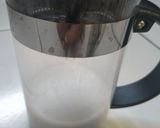 Foto langkah ke 5 dari resep Kopi Teh Susu Latte Berempah.