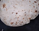 A picture of step 4 of Plain roti.