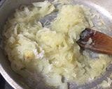 Foto del paso 4 de la receta: Bifecitos de lomo con cebolla caramelizada