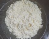 A picture of step 1 of Emoji Paneer Custard.