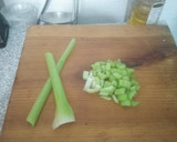 Foto del paso 1 de la receta: Tostadas de salpicón de surimi