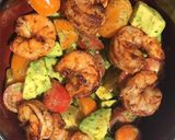 A picture of step 3 of Shrimp and Avocado salad.