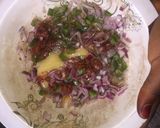 A picture of step 2 of Soyayyen doya da soyayen kwai.