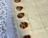 Foto del paso 3 de la receta: Canapés de Navidad fáciles, originales y listos en 15 minutos