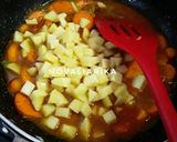 Foto langkah ke 4 dari resep Indian Vegetable Curry.
