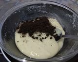 Foto langkah ke 6 dari resep Cookies 'n' Cream Cheese Caketart.