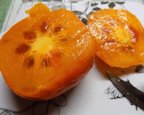 Foto del paso 1 de la receta: Caquis en compotera