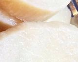 A picture of step 1 of Yam and Egg sauce.