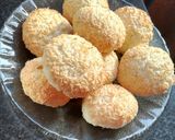 صورة لخطوة 4 من وصفة أقراص جوز الهند 😍😋😉